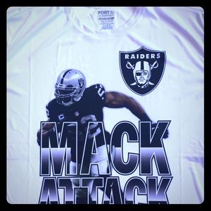 Oakland Raiders Men’s Khalil Mack t-shirt.